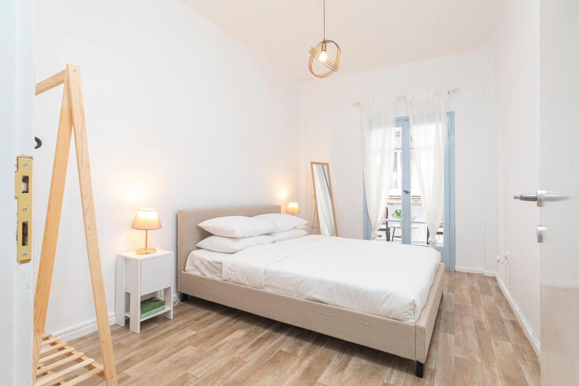 Mainavenue Living Local Apartment Tesalonika Bagian luar foto