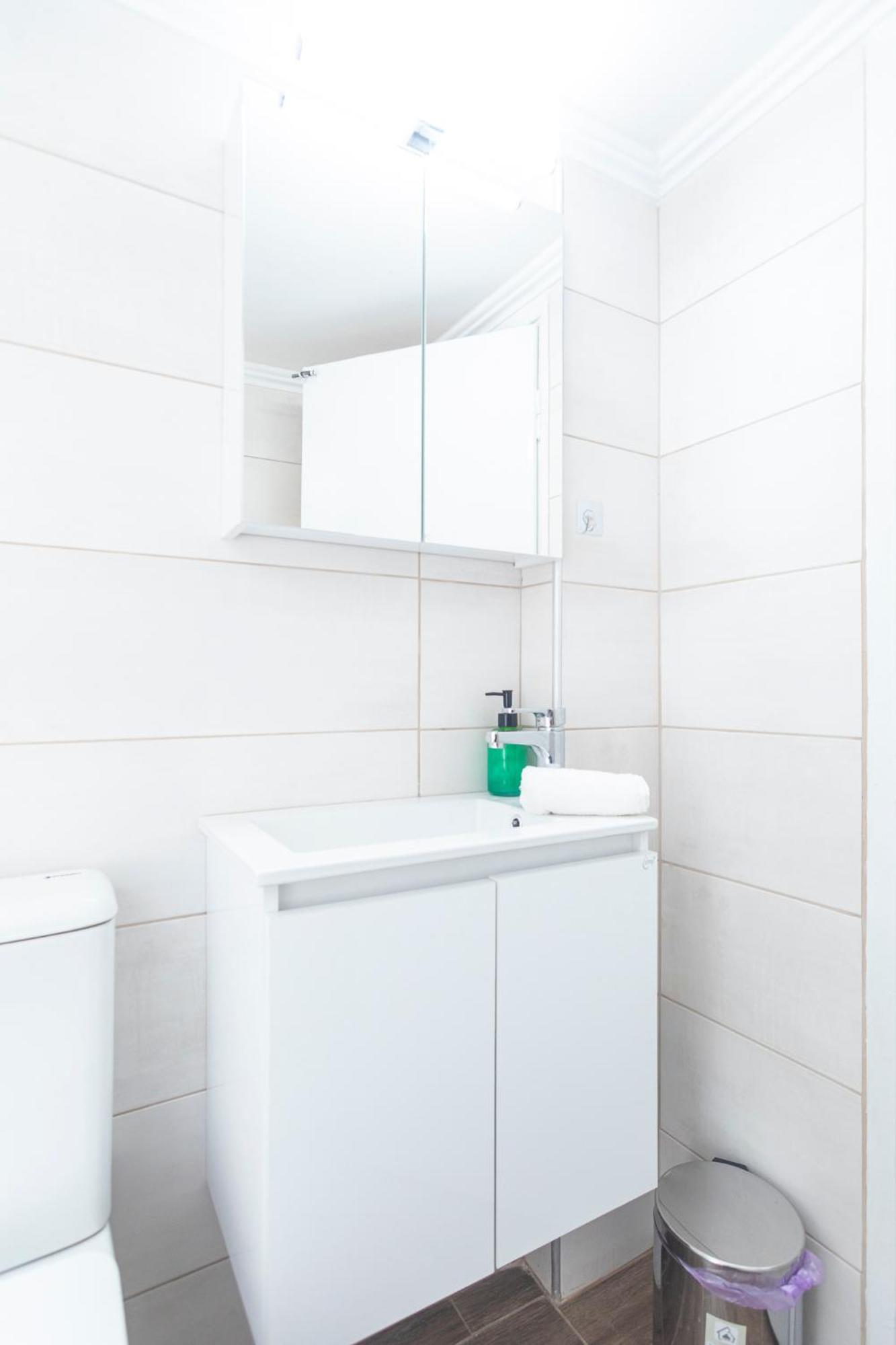 Mainavenue Living Local Apartment Tesalonika Bagian luar foto